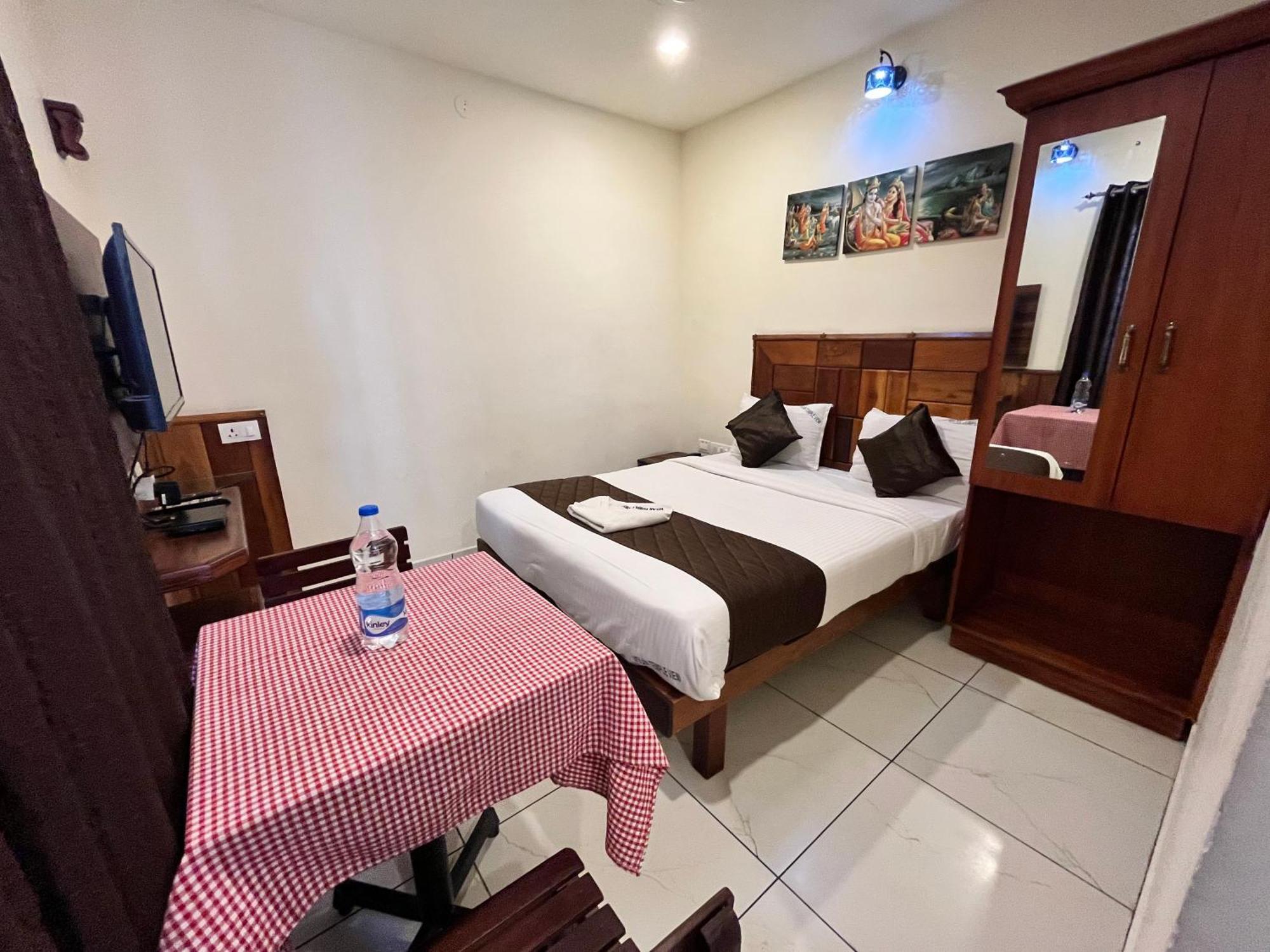 Velan Temple View Hotel Palni Exterior foto