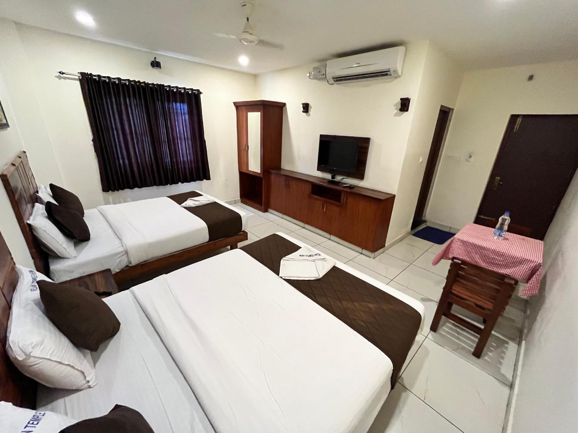 Velan Temple View Hotel Palni Exterior foto
