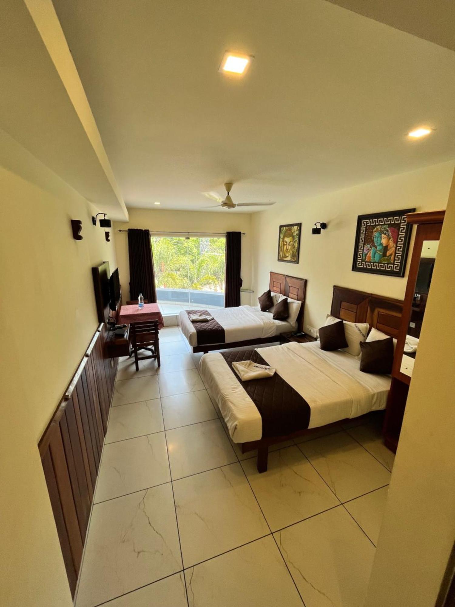 Velan Temple View Hotel Palni Exterior foto